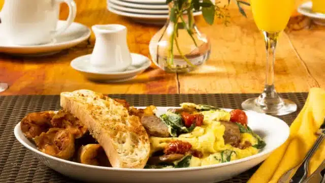 Bravo-Brunch-230776_Tuscan-Scrambler-1024×683.jpg